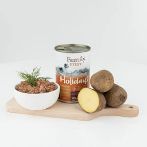 Family First Holidays z jagnięciną, wołowiną i ziemniakami 400g