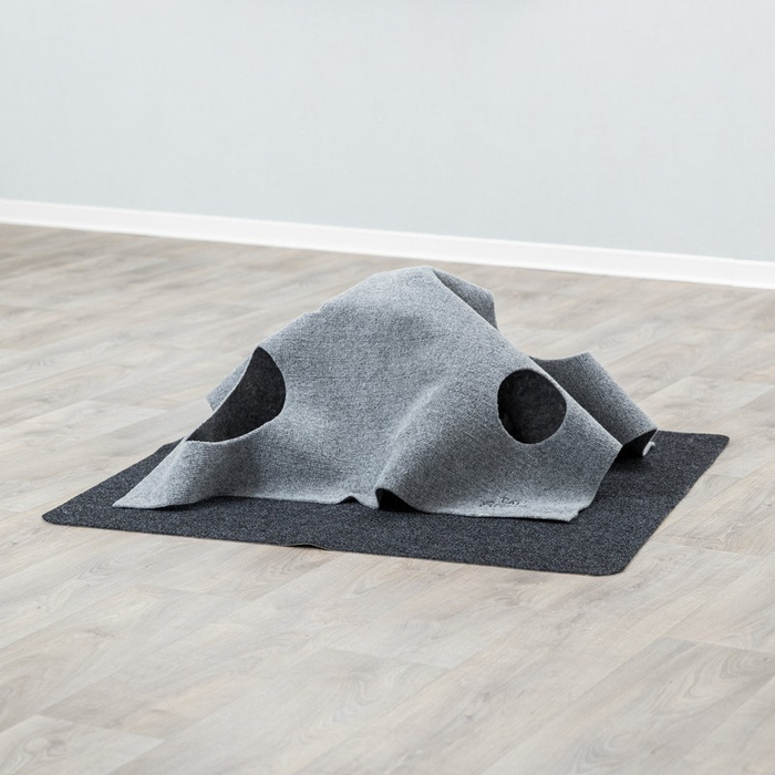 Trixie Adventure Carpet koc do zabawy dla kota 99x99cm