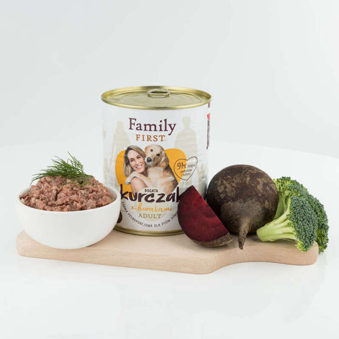 Family First z kurczakiem i burakami 800g 3+1 Gratis